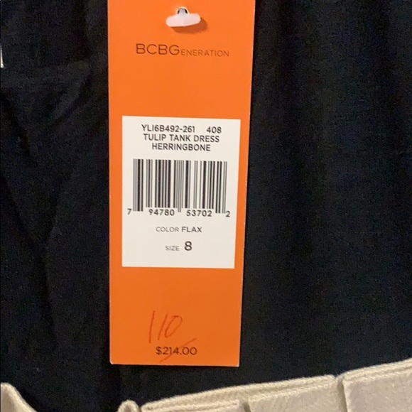 Dress - Picture 3 of 3